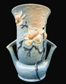 1943 Roseville Magnolia Blue Vase 95-10