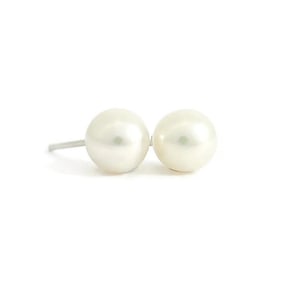 Round Cultured Pearl Stud Earrings 14K White Gold, 6 mm - 6.5 mm