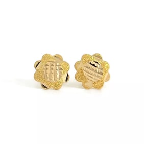 Estate Textured Flower Stud Earrings 22K Yellow Gold, .74 Grams