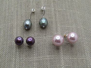 Vintage Sterling  Cultured Tahitian Pearl Earrings, Pink, Green, Purple, Pierced, 1980's-1990's.