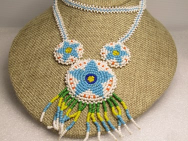 Vintage Southwestern Star Woven Necklace, 22", Glass Seed Beads, 1970's-1990's