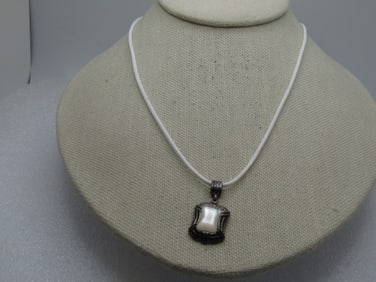 Vintage Sterling Mother of Pearl Necklace, 19" , 1990's