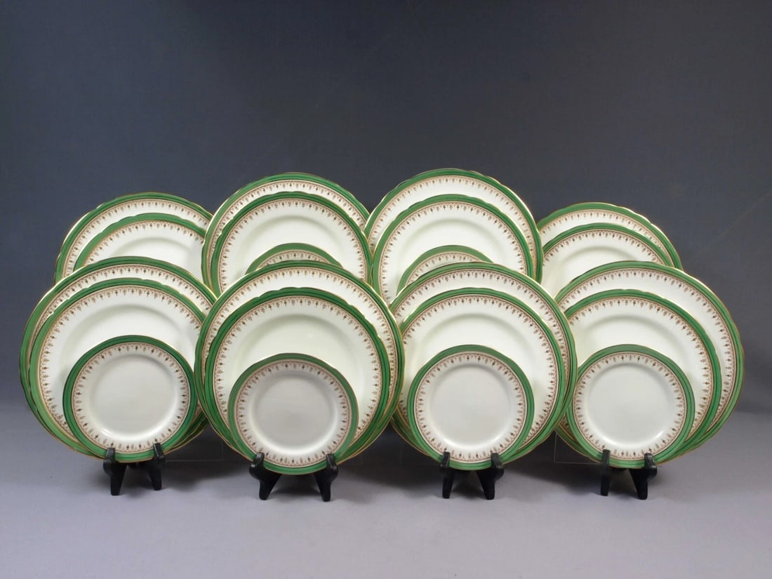 Aynsley DURHAM Green Gold DINNER SET set for 8 Salad Bread Plate England
