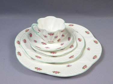 Shelley Rosebud Dainty Shape PLACE Setting Dinner Salad Plate Cup 13426 England