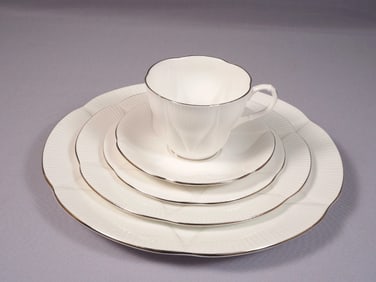 Royal Albert CLAIR DE LUNE PLACE SETTING Dinner Bread Salad Plate Cup PLATINUM