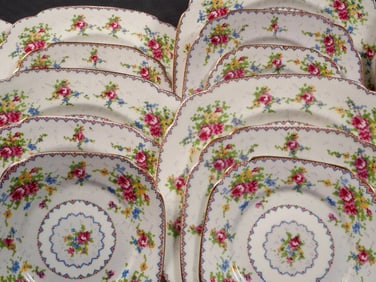 Royal Albert Petit Point Bone China Dinner Set for 8 Salad Bread Plates England