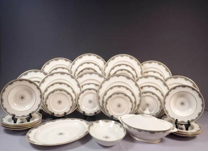 Royal Doulton Salisbury Dinner Set for 10 Plates Soup Bowl Platter England H5137: This is rare and gorgeous Dinner set for 10 with Serving Pieces. It is from the Salisbury pattern by Royal Doulton - Made in England. The set is properly marked with Royal Doulton mark and name of the