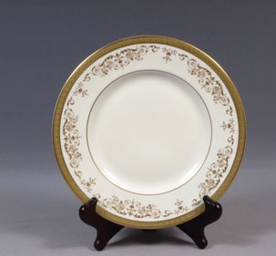 ROYAL DOULTON Belmont Luncheon Salad Plate England H4991 Gold Encrusted