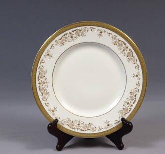 ROYAL DOULTON Belmont Luncheon Salad Plate England H4991 Gold Encrusted: This is a gorgeous Bone china Luncheon/Salad Plate. The plate is from the Belmont (H4991) pattern by Royal Doulton, Made in England. This pattern has been discontinued. The Plate is 8" in diameter It