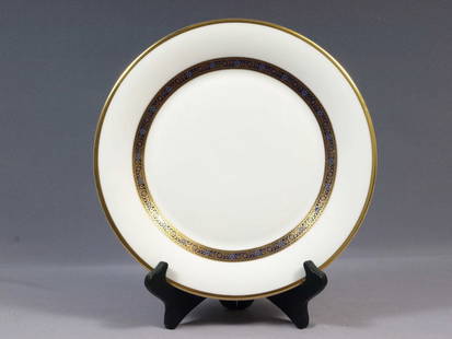 ROYAL DOULTON HARLOW Dinner Plate England H5034 Gold Blue England: This is a gorgeous Bone china Dinner Plate. The plate is from the Harlow (H5034) pattern by Royal Doulton, Made in England. This pattern has been discontinued, it was originally manufactured between 1
