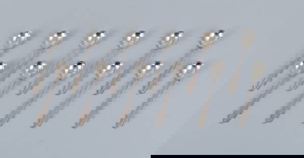 Georg Jensen Beaded. A set of twelve coffee spoons in sterling silver.: Title:Georg Jensen Beaded. A set of twelve coffee spoons in sterling silver. Description:Georg Jensen Beaded. A set of twelve coffee spoons in sterling silver. Post 1945 hallmark. In excellent conditi