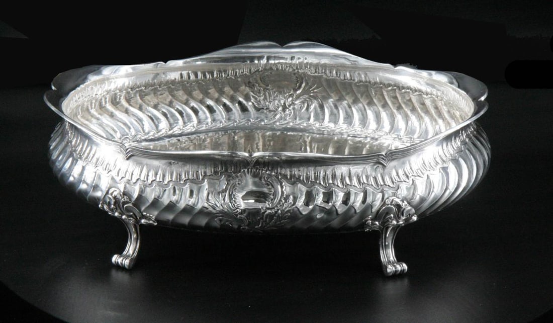 BOIN TABURET FRENCH ANTIQUE 950 STERLING SILVER "CENTRE DE TABLE" JARDINAIRE: Title: BOIN TABURET FRENCH ANTIQUE 950 STERLING SILVER "CENTRE DE TABLE" JARDINAIRE Description:Direct from a Private Chateau near Paris, An Amazing Louis XV 950 Sterling Silver "Centre de Table" by o