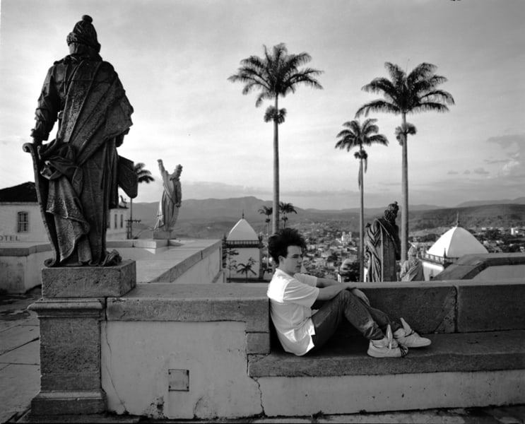 Robert Smith Of The Cure In Brazil ' 1987 By Michael Putland Oversize Limited Edition Estate Silver: Description ' Robert Smith Of The Cure In Brazil ' 1987 by Michael Putland A contemplative Robert Smith of cult Goth band, The Cure, portrait, Brazil, March 1987. (Photo by Michael Putland) Oversize L