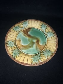7 7/8” Etruscan Majolica Plate