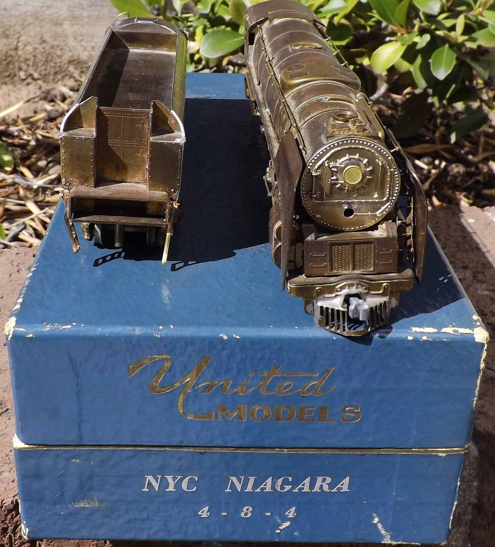 United NYC Niagara 4-8-4 (Made in Japan) brass locomotive, HO gauge, c9 in c9 original box.: United NYC Niagara 4-8-4 (Made in Japan) brass locomotive, HO gauge, c9 in c9 original box. Reserve: $280.00 Shipping: Domestic: Flat-rate of $35.00 to anywhere within the contiguous U.S. Internationa