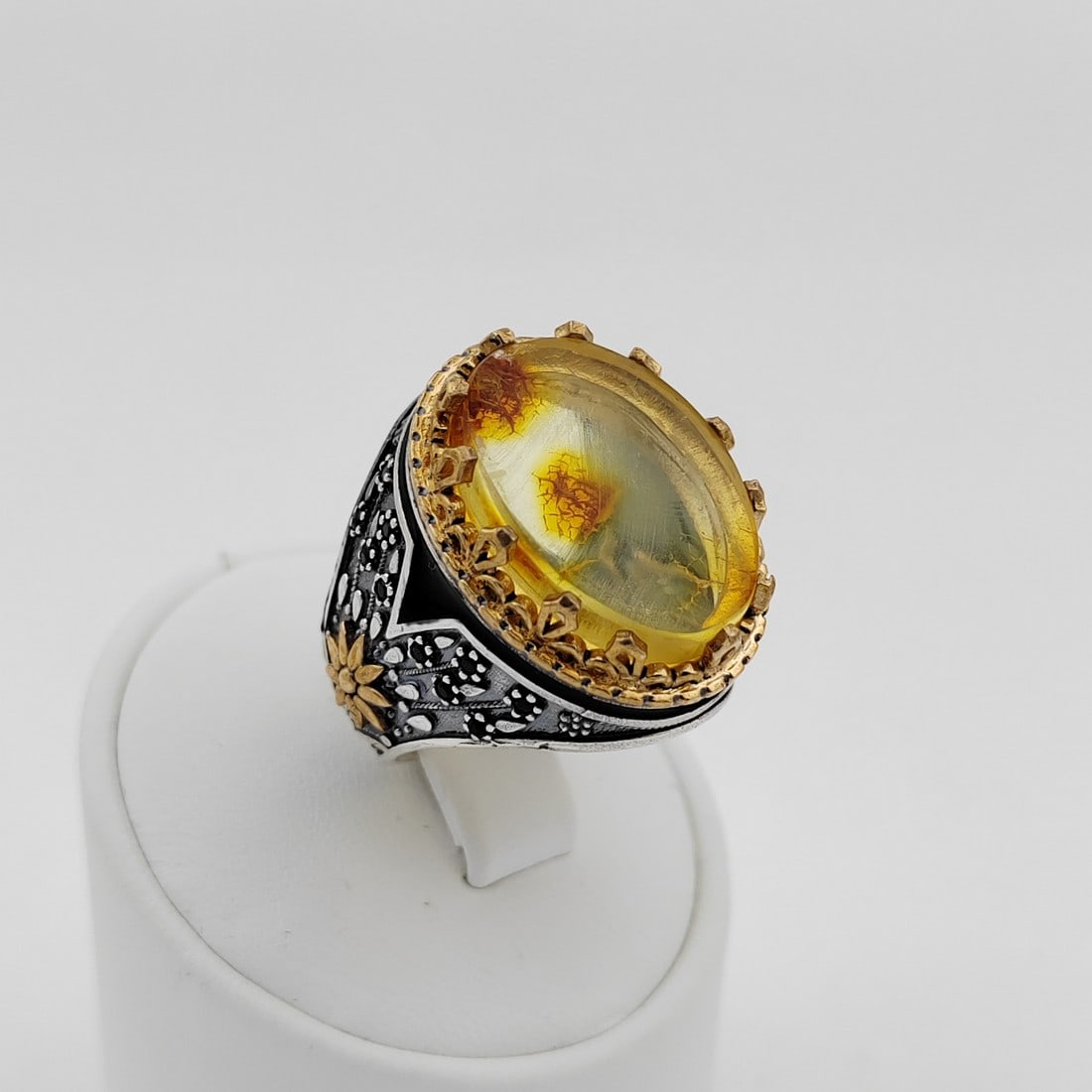 925 Silver Men's Ring with Baltic Amber (1 of 9)