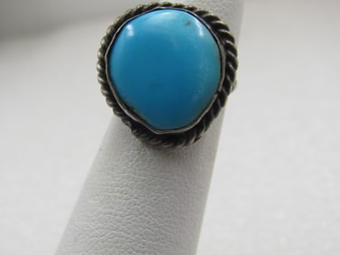 Vintage Sterling Southwestern Turquoise Ring, Sz. 4