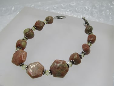 Polished Agate Bracelet, Toggle Clasp, 7.5" Southwestern Themed