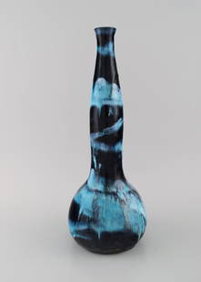 Otello Rosa for Miracoli, Venezia. Large unique vase in glazed stoneware. Beautiful glaze in dark: Otello Rosa for Miracoli, Venezia. Large unique vase in glazed stoneware. Beautiful glaze in dark and light blue shades. Italian design, mid 20th century. Measures: 35 x 13.5 cm. In excellent conditio