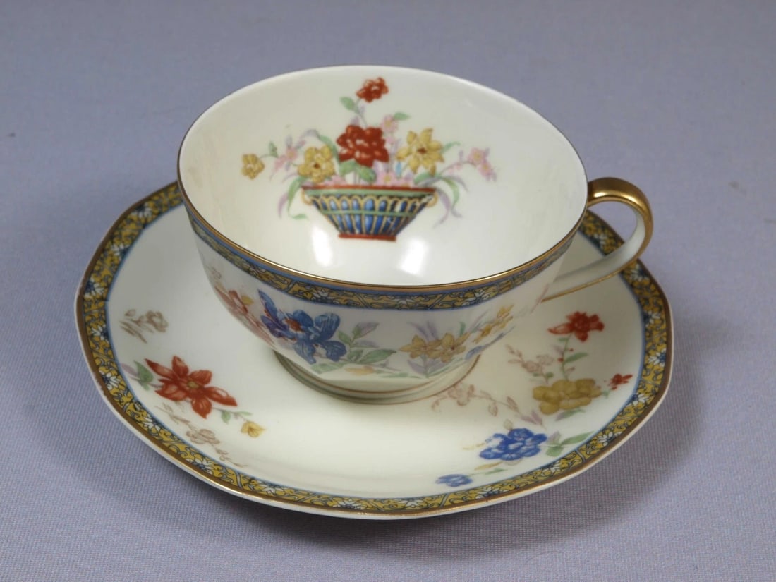 Limoges France GANGA HAVILAND Octagonal Coffee Tea Cup Saucer Set: This is gorgeous set of Coffee/Tea Cup and Saucer, made in Limoges, France by Theodore Haviland. Pieces of this pattern were made between the 1880's and the early 1900's in Limoges, France. The set in