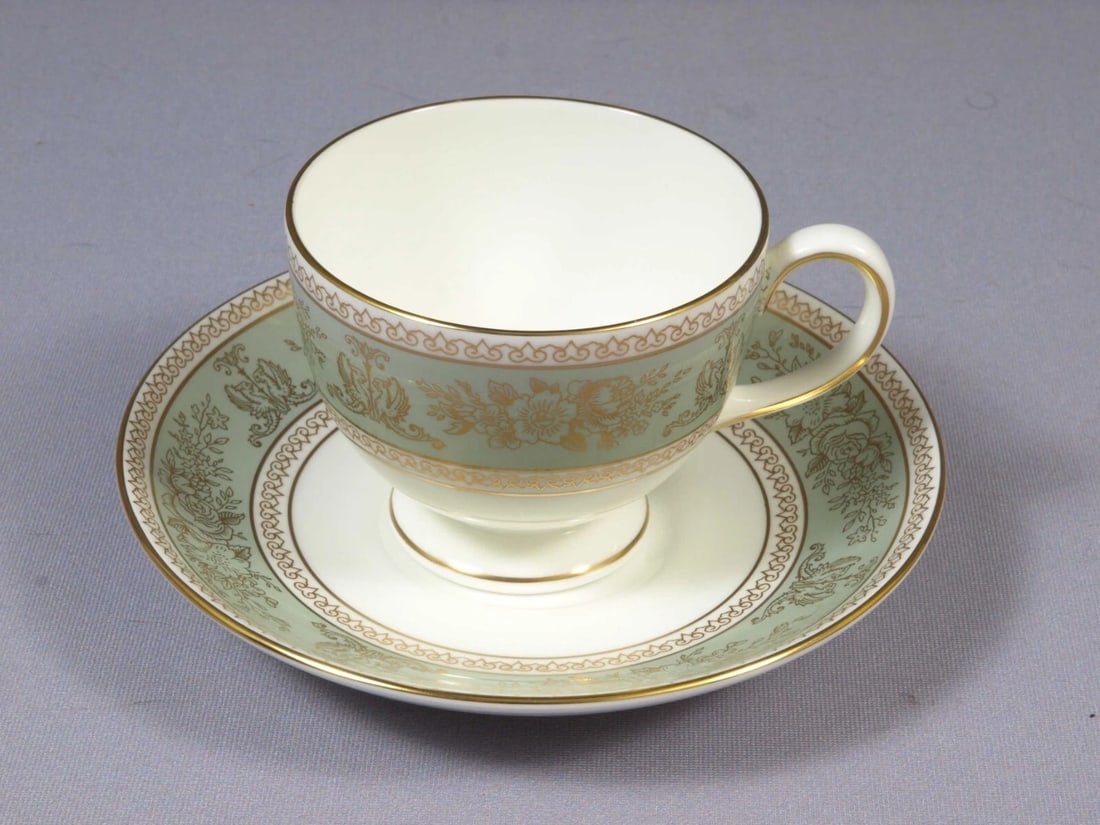 Wedgwood COLUMBIA Sage Green Coffee Tea Cup Saucer Set England Bone China: This is very beautiful Tea/Coffee Cup and Saucer Set. The set is made by WEDGWOOD in Columbia Sage Green pattern. This pattern was in production between 1966 and 2014. It is characterized by gold grif