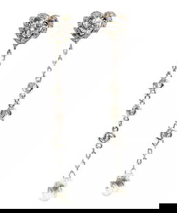 2.40ct Natural Briolette Diamonds Dangle Station Yard Earrings 14 Karat: Dangle Briolette Diamond earrings. The Victorian Revival. 1.60cts of natural Briolette diamonds & .80ct Natural round diamonds. G-color, Vs-2 clarity. 14kt. white gold 3.2 grams. Earrings measure: (1.