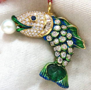 Natural Akoya Pearl Sapphire Emerald & Diamonds Enamel Fish Pendant 18kt: MAGNIFICENT JEWELS Lucky Catch. 9.5mm Natural Japanese Akoya Pearl 5.50ct. Natural Diamonds fish pendant. Custom Handmade made Rounds and Baguettes. G-color, Vs-2 clarity .24ct Natural Round Sapphire