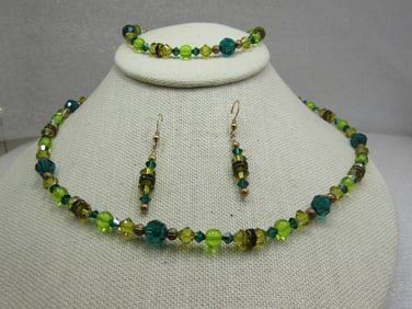 Vintage Beaded Necklace, Bracelet, Earrings Set. Green & Yellow Crystal & Glass