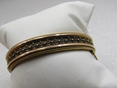 Vintage 14kt Hinged Etruscan Bangle Bracelet, 6.25", 17.60gr.
