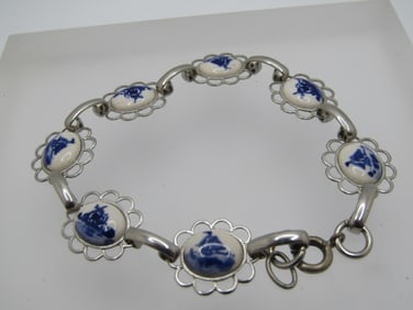 Vintage Blue Delft Style Bracelet, 7.75", 1960's