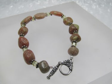 Polished Agate Bracelet, Toggle Clasp, 7.5" Southwestern Themed