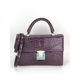 Luxury Fashion: Louis Vuitton, Chanel & More!
