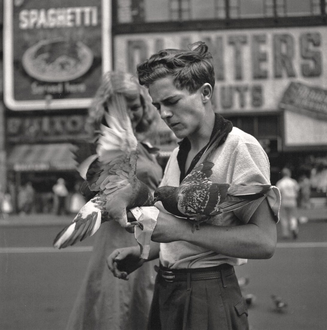 VIVIAN MAIER - Untitled (Pigeons): Artist: VIVIAN MAIER Print Title: Untitled Medium: Duotone Photolithograph Printed 2010’s in China Image size (inches) approx. 9 x 9” COA Included Reserve: $40.00 Shipping: Domestic: Fla