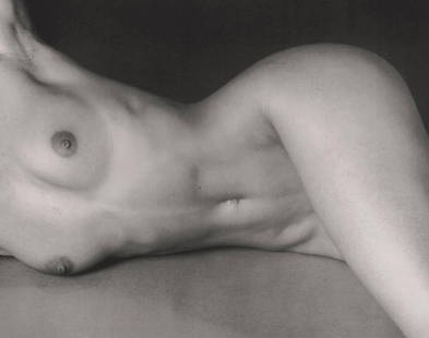 MAPPLETHORPE - Lydia Cheng, 1987: Artist: MAPPLETHORPE Print Title: Lydia Cheng, 1987 Medium: Duotone Photo-lithograph Printed 1990s in Italy Image size (inches) approx. 8 x 10&#8221; Robert Mapplethorpe was an American photographer,