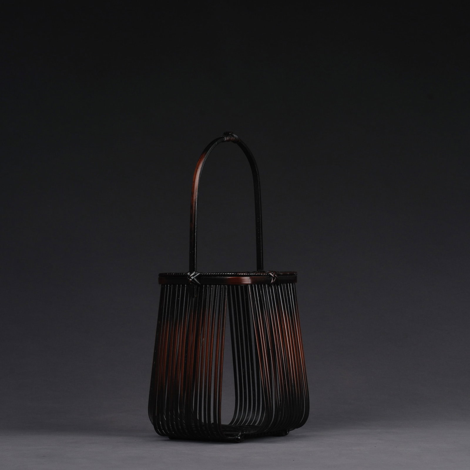 Japanese bamboo woven flower basket: Title: Japanese bamboo woven flower basket Origin: Asian private collection Date/Period: 20th C / Materials: bamboo Description: Size: about 28x13x13 cm Japanese exquisite bamboo woven flower baskets.