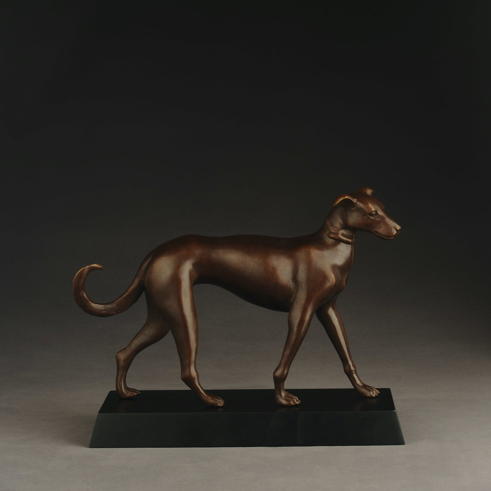 Japanese Bronze Animal Sculpture - Hound: Title: Japanese Bronze Animal Sculpture - Hound Origin: Asian private collection Date/Period: 20th Description: Size: about 30x7x20cm, Japanese Showa period bronze animal sculpture, hand-carved. Hong 