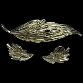 Vintage BSK Hallmarked Leaf Brooch and Clip Earring Set