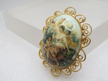 Vintage Domed Woman/Cherubs Scene Brooch/Pendant, 1960's