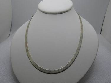 Vintage Herringbone Necklace, 22", Appx 4.5mm Wide, 1980's, Unisex