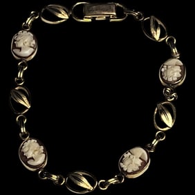 Vintage Gold Filled Van Dell Cameo Bracelet