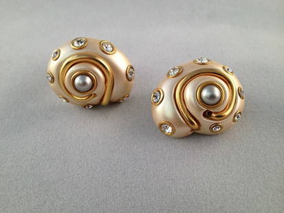 Kenneth Lane Shell 2 Tone Simulated Shell Earrings: Title: Kenneth Lane Shell 2 Tone Simulated Shell Earrings Description: Gorgeous 2 tone Kenneth Lane faux shell earrings of plastic and 14 kt gold plated metal with rhinestones. Circa 1980's. These ear