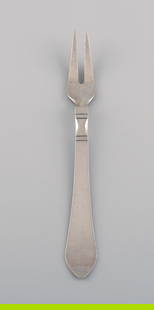 Georg Jensen Continental cold meat fork in sterling silver. Dated 1933-1944.: Title:Georg Jensen Continental cold meat fork in sterling silver. Dated 1933-1944. Description:Georg Jensen Continental cold meat fork in sterling silver. Dated 1933-1944. Length: 13.8 cm. Stamped. In