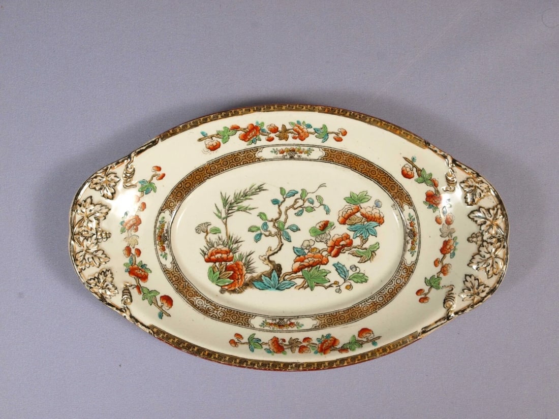 Spode COPELAND Indian Tree Green Rust Tray Gravy plate Victorian c.1860 Antique: This is a beautiful early oval tray/gravy boat underplate made by William Taylor Copeland in the famous Indian tree pattern. They had an impressed Copeland mark, that dates the pieces between 1850 and