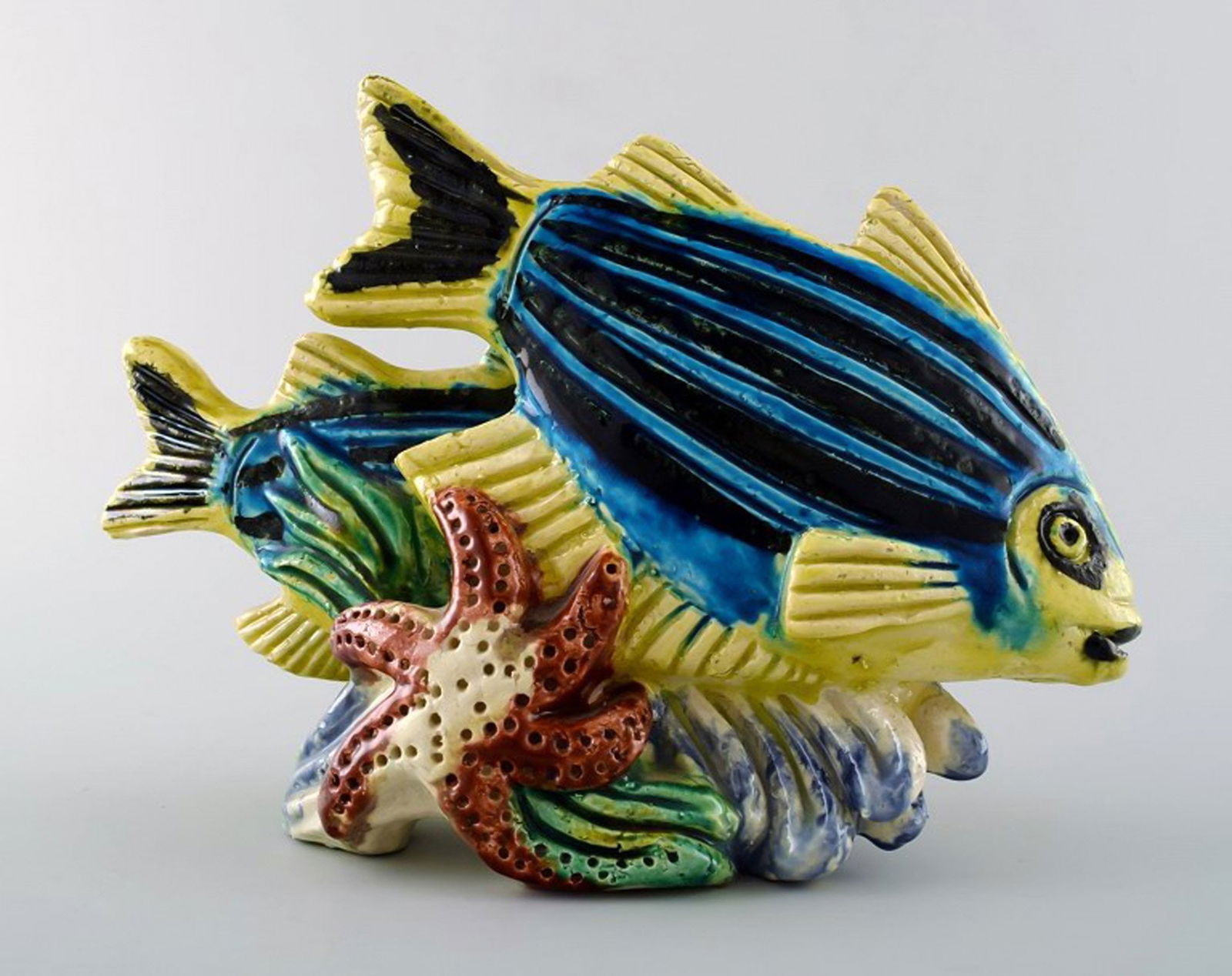 Rörstrand / Rorstrand stoneware figure by Gunnar Nylund, two fish. (1 of 6)