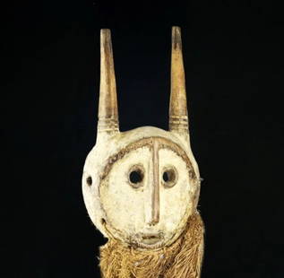 Rare LEGA KWAME Kayamba Mask Bwami Cult Congo Drc African Tribal Art 1131: CONGO DRC RARE KAYAMBA MASK KWAME LEGA Beautiful mask, very expressive The Kayamba Mask is easily recognizable by the two horns on the top. It is a relatively rare mask, used by preceptors during the