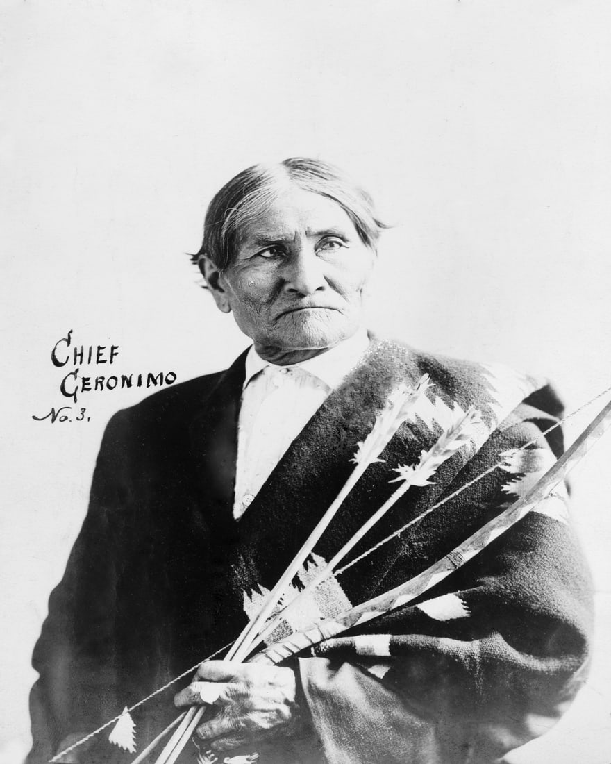 1904, CHIEF GERONIMO_No. 3, WITH BOW AND ARROWS: Title: 1904, CHIEF GERONIMO_No. 3, WITH BOW AND ARROWS Artist/Source: H.W. Wyman Original Date: *(See Title) Dimensions: 8x10 or 10x8 Accordingly Description: || UNITED STATES SHIPPING ONLY! || This l