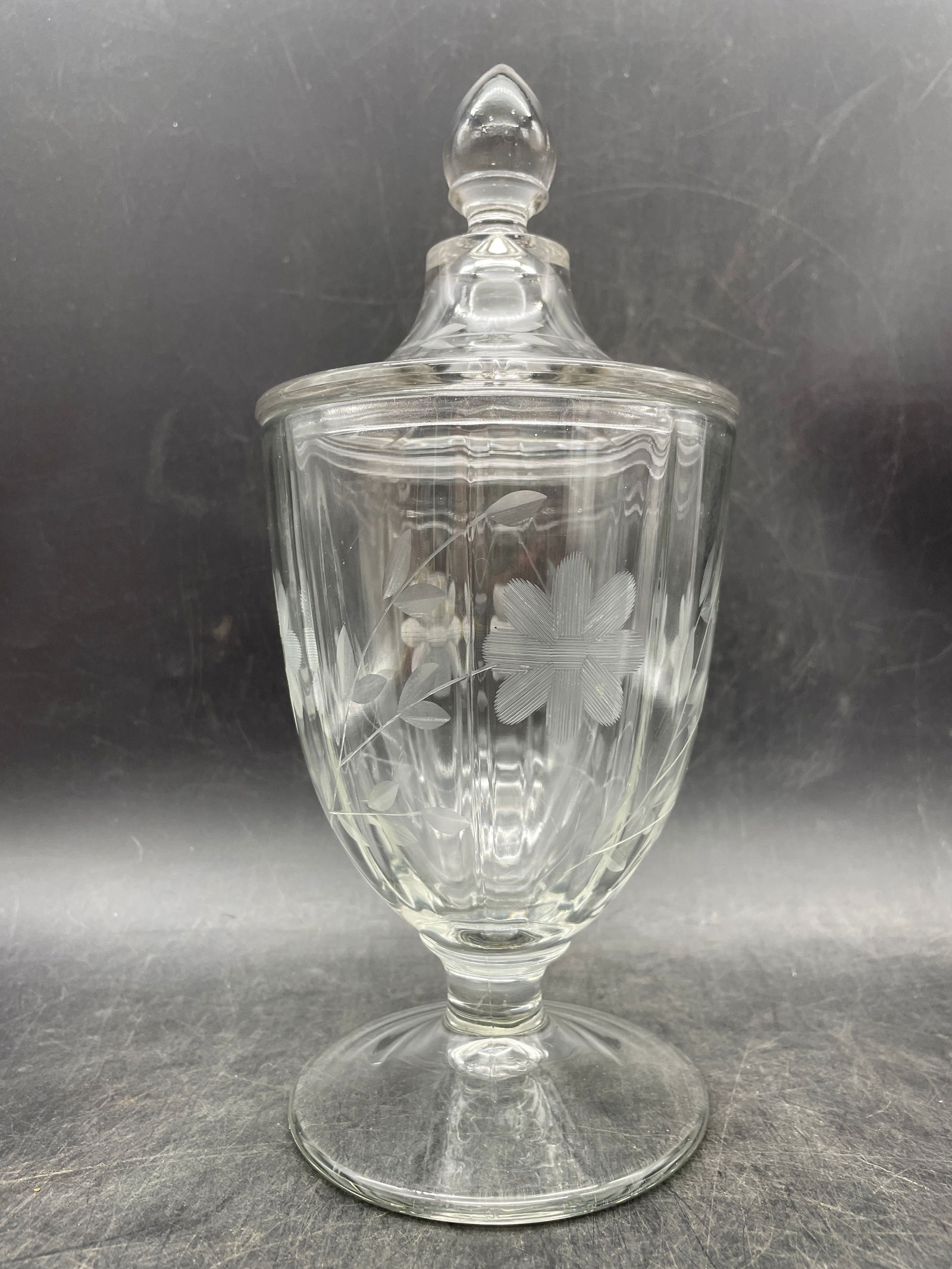Vintage Etched Clear Glass Floral Pedestal Apothecary Jar Candy Dish w/Lid (1 of 8)
