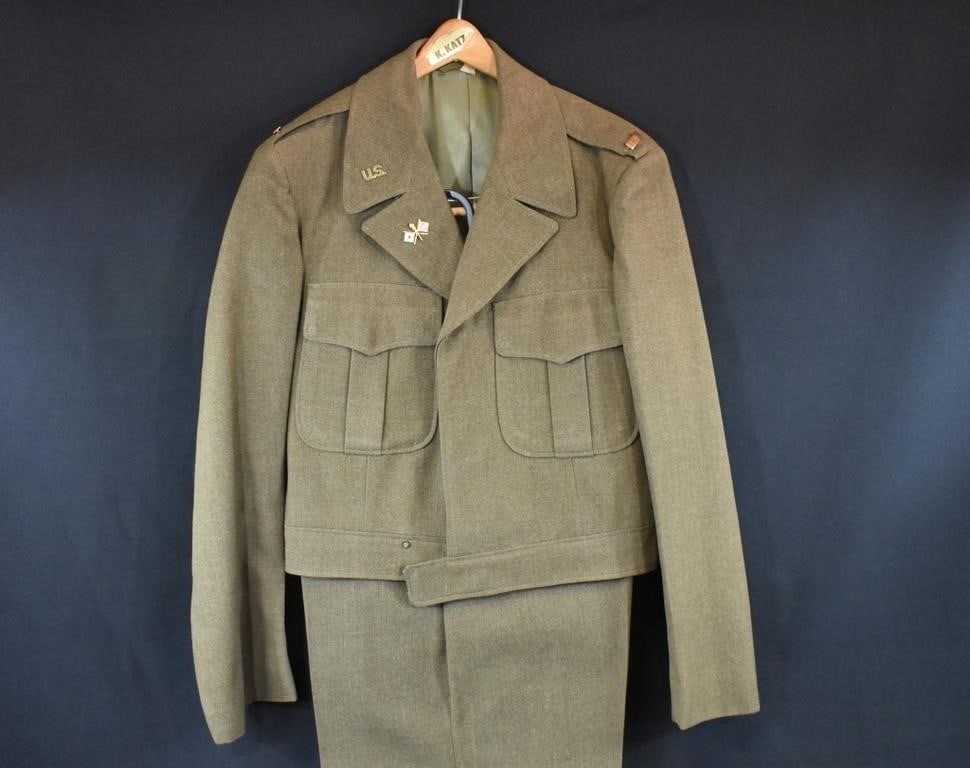 WWII US Army Uniform w Signal Corps Insignia Torch Pin Enamel (1 of 9)