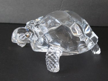 Vintage crystal glass turtle paper weight or figurine.