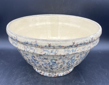 Primitive Pottery Spongeware Mixing Bowl